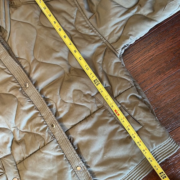 Quilted Bomber Jacket - Picture 10 of 10